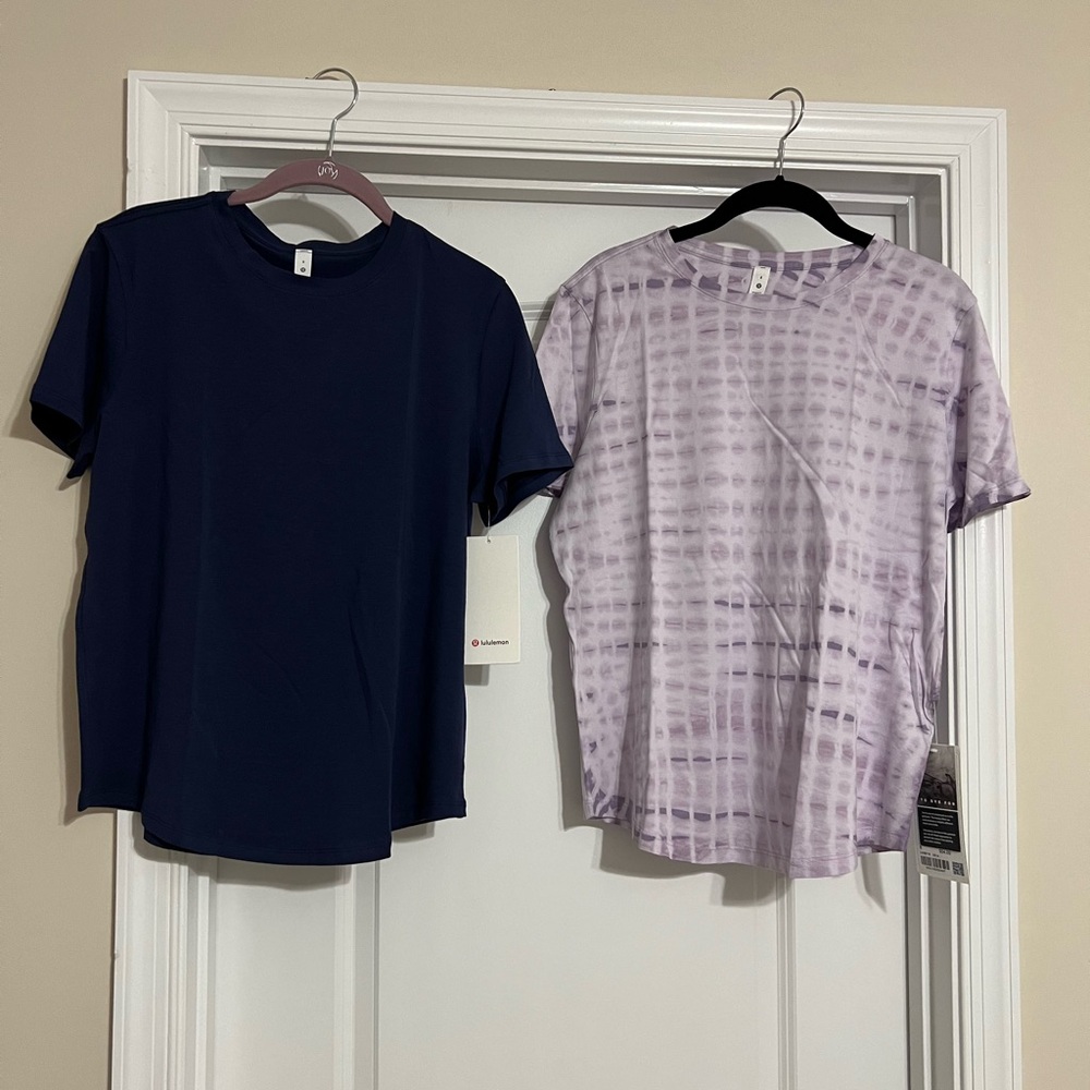 Lululemon love crew tees, lot of 2, women’s size 8